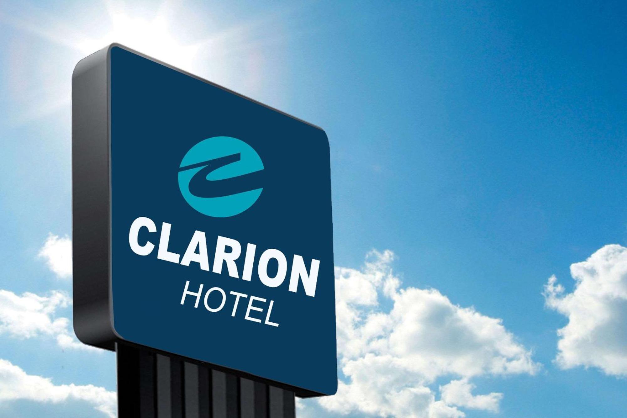 Clarion Hotel The Colony - Plano West Exterior photo